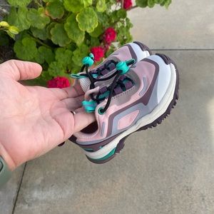 Toddler Zara shoes size 6